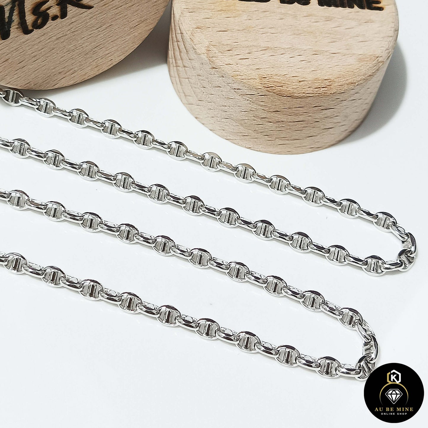 Herm. Chain Necklace