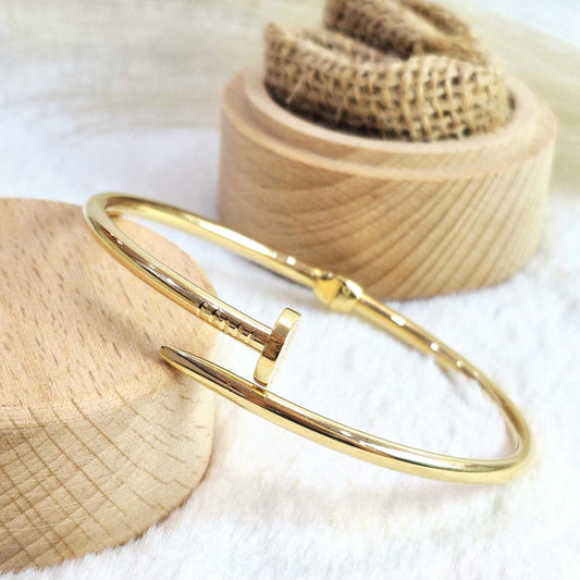 Nail Bangle