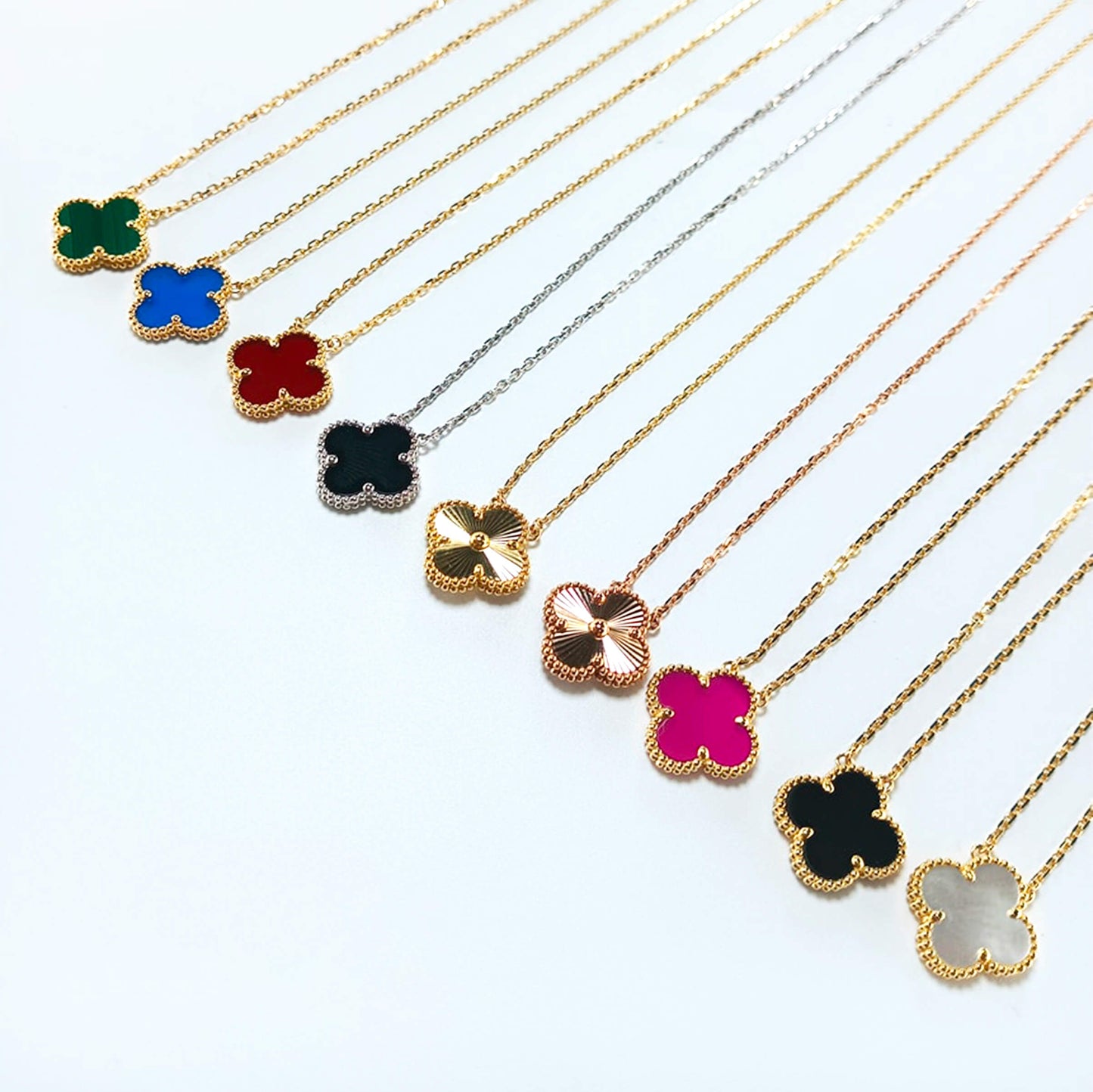 Cloverleaf Necklace (M Copy)