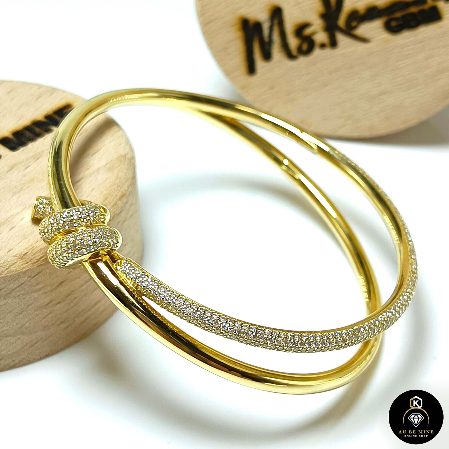 Knot Bangle (M Copy)